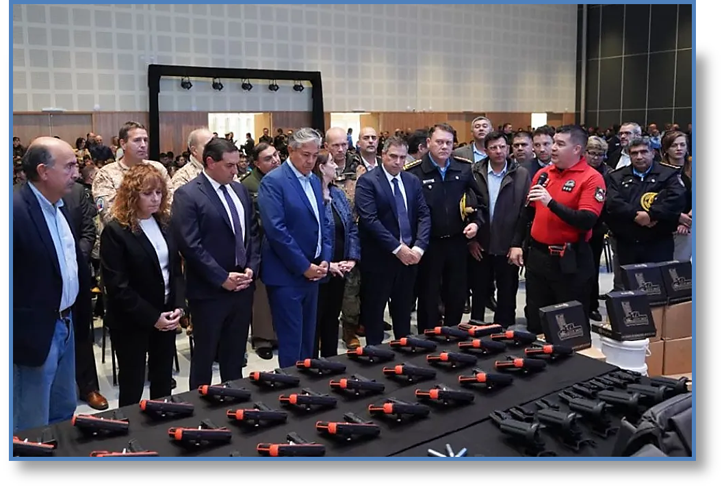 Armas menos letales para la Policía Nqn
