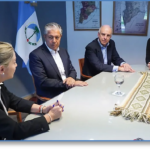 Apoyan las becas y la capacitación FIGUEROA BECAS IAPG SHELL