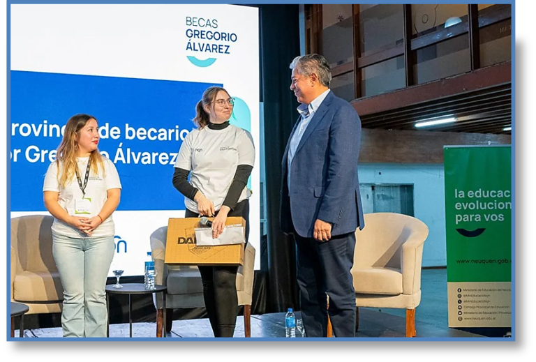 FIGUEROA MÁS BECAS